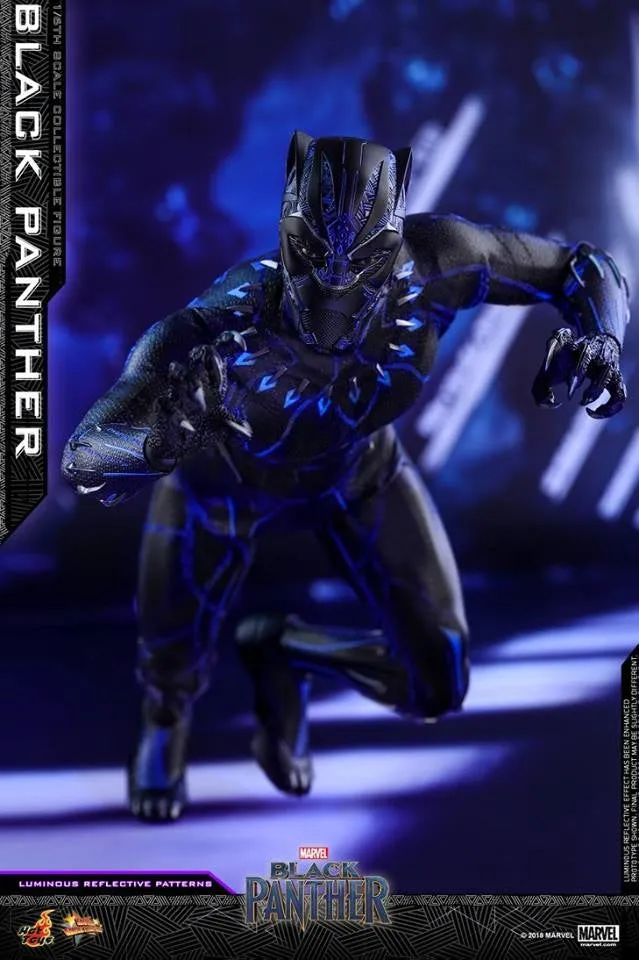Hot Toys - MMS470 - Black Panther -  Black Panther Collectible Figure