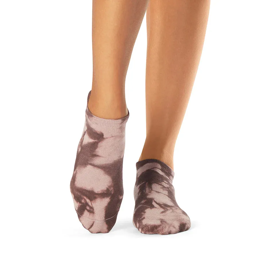 TAVI Grip Savvy Socks